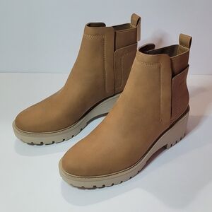 a.n.a Women's Dante Pull On Block Boots Tan Size 7 New In Box